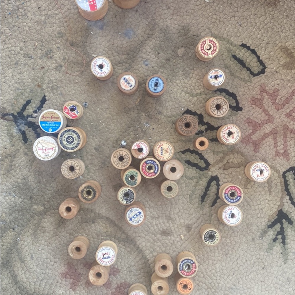 Vintage Wood Thread Spools - Picture 4 of 5